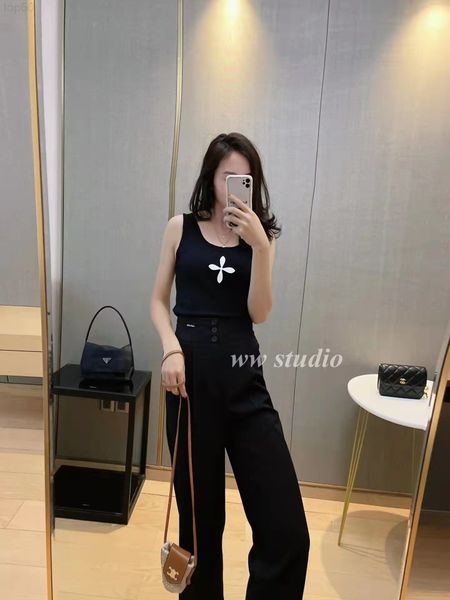 women's tanks & camis designer 2022 spring new cross print suspender vest women's fashion open back with solid color sleeveless bk, White
women's tanks & camis designer 2022 spring new cross print suspender vest women's fashion open back with solid color sleeveless bk, White