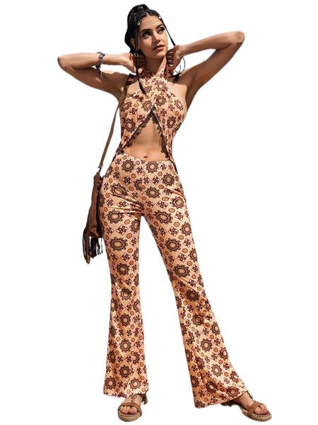 floral cut out disc trim tie backless halter jumpsuit h9al#, Black;white
floral cut out disc trim tie backless halter jumpsuit h9al#, Black;white