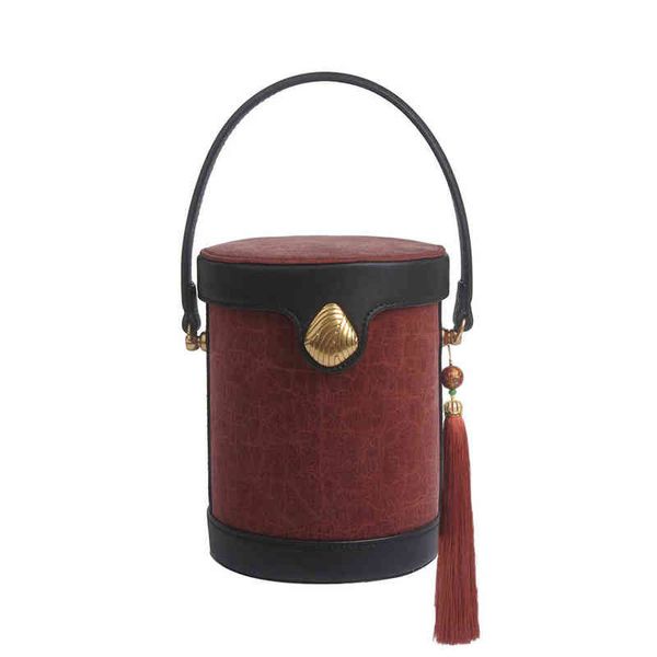 cloud bag women's handbag carrying messenger handbag single shoulder cylinder women's bag small bag 220617
cloud bag women's handbag carrying messenger handbag single shoulder cylinder women's bag small bag 220617