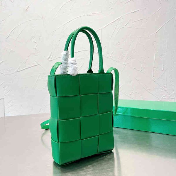 evening bags designer bag weave handbag women luxury leather crossbody shoulder bag purses ladies buckle tote 220808
evening bags designer bag weave handbag women luxury leather crossbody shoulder bag purses ladies buckle tote 220808