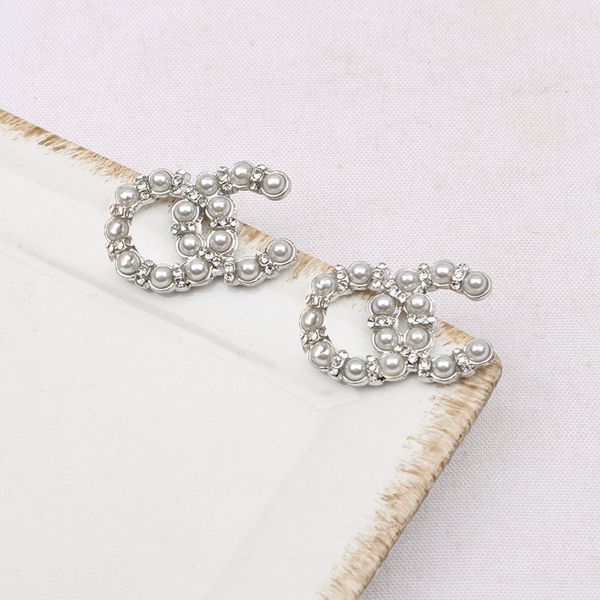 stud simple retro 18k gold plated luxury brand designers letters stud clip chain geometric famous women tassel crystal rhinestone pearl earr, Golden;silver
stud simple retro 18k gold plated luxury brand designers letters stud clip chain geometric famous women tassel crystal rhinestone pearl earr, Golden;silver