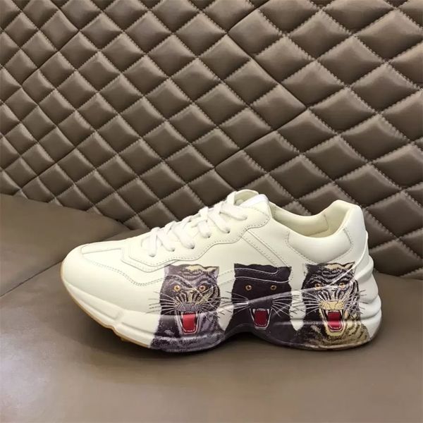 designer causal shoes rhyton sneakers old dad shoe leather thick soled fashion luxury trainers height-increasing sneakers 63588, Black
designer causal shoes rhyton sneakers old dad shoe leather thick soled fashion luxury trainers height-increasing sneakers 63588, Black