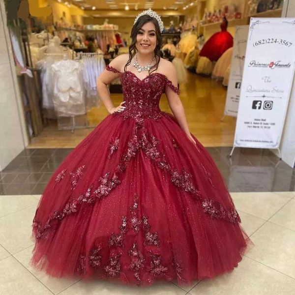 burgundy quinceanera dresses 2022 sweetheart off the shoulder appliques sequins party princess pageant sweet 15 ball gown, Blue;red
burgundy quinceanera dresses 2022 sweetheart off the shoulder appliques sequins party princess pageant sweet 15 ball gown, Blue;red