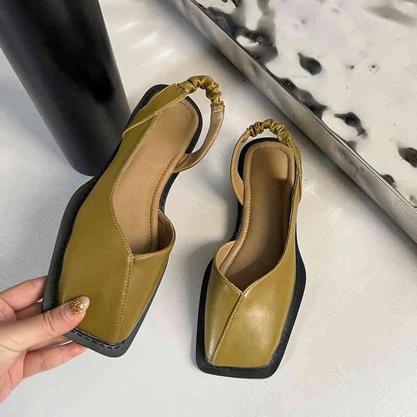 fangtou baotou sandals women's new style square low heel rear air fashion shoes in summer 2022, Black
fangtou baotou sandals women's new style square low heel rear air fashion shoes in summer 2022, Black