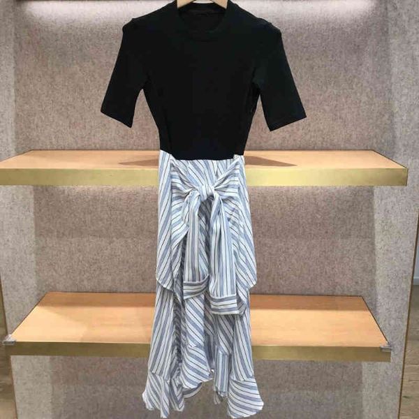 casual dresses fadan family early spring irregular waist stitching design stripe dress female, Black;gray
casual dresses fadan family early spring irregular waist stitching design stripe dress female, Black;gray