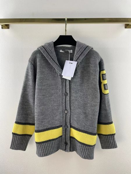 2022 autumn milan runway sweaters lapel neck long sleeve women's sweater high end jacquard cardigan designer clothing 0530-9, White;black
2022 autumn milan runway sweaters lapel neck long sleeve women's sweater high end jacquard cardigan designer clothing 0530-9, White;black