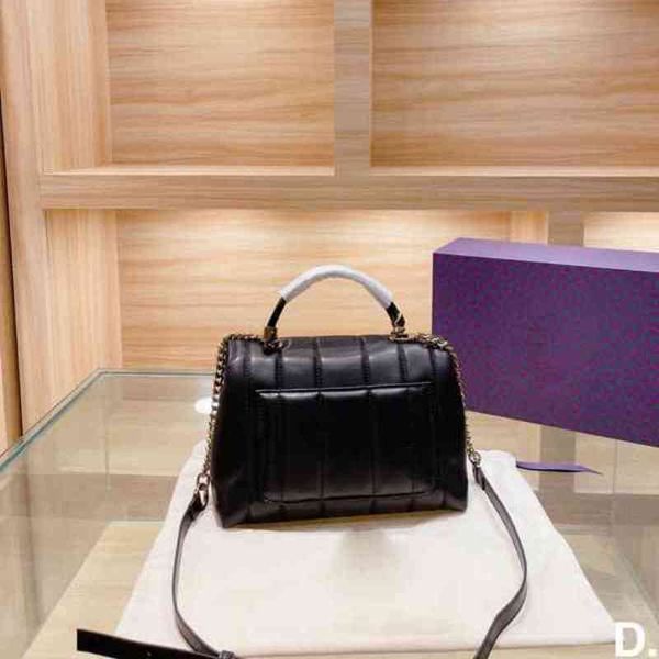 shoulder bags luxury brand purses fashion simple small square bag women's designer real leather chain mobile phone handbags
shoulder bags luxury brand purses fashion simple small square bag women's designer real leather chain mobile phone handbags
