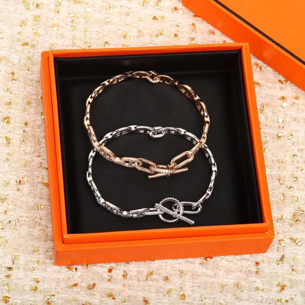 2022 charm bangle with diamond for women wedding jewelry gift have box stamp ps4247a, Golden;silver
2022 charm bangle with diamond for women wedding jewelry gift have box stamp ps4247a, Golden;silver