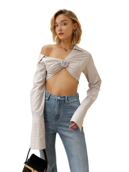 striped collar crop u94e#, White 
striped collar crop u94e#, White