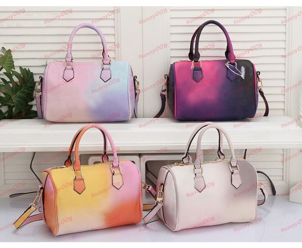 multi color gradient design women's portable messenger bag fashion luxury bag women's purse
multi color gradient design women's portable messenger bag fashion luxury bag women's purse