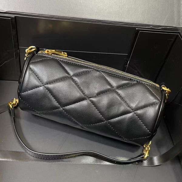 design retro rhombus underarm bag leather cylindrical ladies new boston fashion large capacity multifunctional diagonal shoulder bag
design retro rhombus underarm bag leather cylindrical ladies new boston fashion large capacity multifunctional diagonal shoulder bag