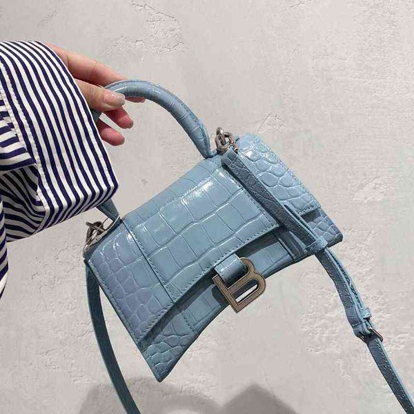designer bags high sense bale'ciga's new style handbag bag hourglass bag high version leather women's hand crocodile pattern
designer bags high sense bale'ciga's new style handbag bag hourglass bag high version leather women's hand crocodile pattern