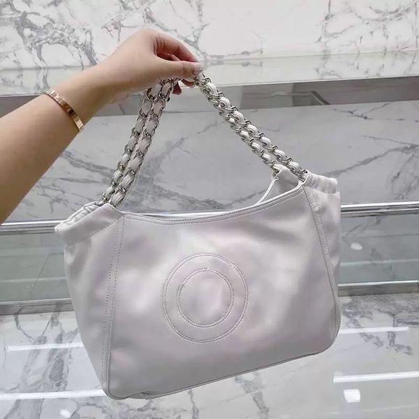 ladies genuine leather shopping bags vintage white black classic handbags double metal chains chain hardware badge pattern shoulder bag tote
ladies genuine leather shopping bags vintage white black classic handbags double metal chains chain hardware badge pattern shoulder bag tote