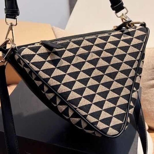 waist bags canvas triangle bag both sides fashionable and versatile ins messenger one shoulder women's handbags r29q
waist bags canvas triangle bag both sides fashionable and versatile ins messenger one shoulder women's handbags r29q