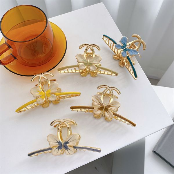 length 11 cm large metal cross butterfly shaped hair clamps women girl multi color alloy animal hair clips for bath ponytail scrunchies head, Slivery;golden
length 11 cm large metal cross butterfly shaped hair clamps women girl multi color alloy animal hair clips for bath ponytail scrunchies head, Slivery;golden