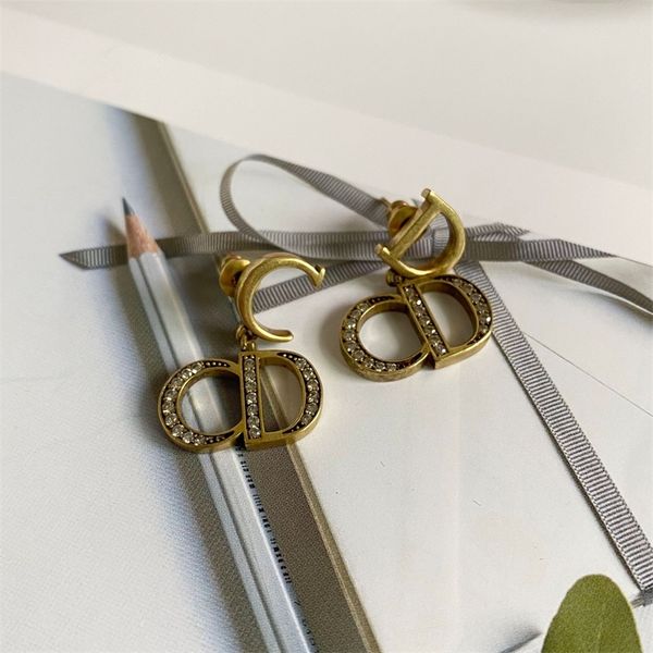80% off outlets letter diamond earrings high version anti allergy silver needle women's, Golden
80% off outlets letter diamond earrings high version anti allergy silver needle women's, Golden