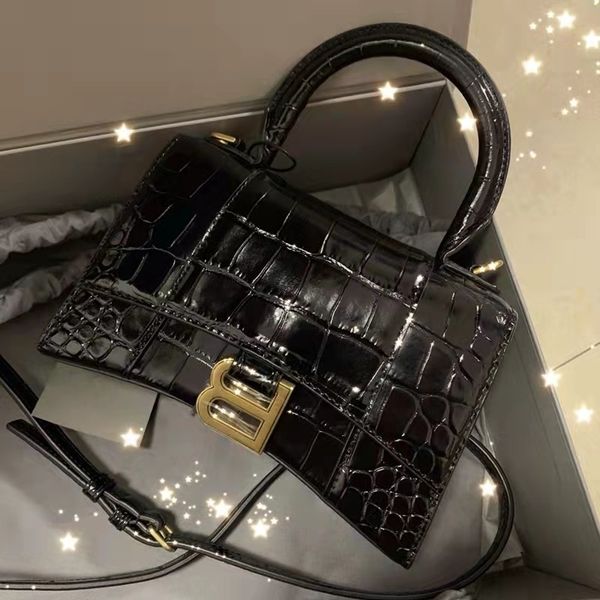 new bag crocodile mini versatile single shoulder luxury designer handbag leather messenger bags female
new bag crocodile mini versatile single shoulder luxury designer handbag leather messenger bags female