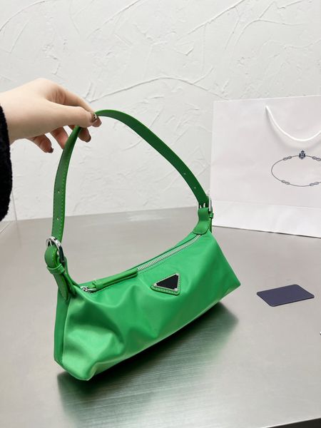 women's designers shoulder bag luxury tote purse handbag message bags cluth brand classic leather luggage crossbody gift box 26cm
women's designers shoulder bag luxury tote purse handbag message bags cluth brand classic leather luggage crossbody gift box 26cm
