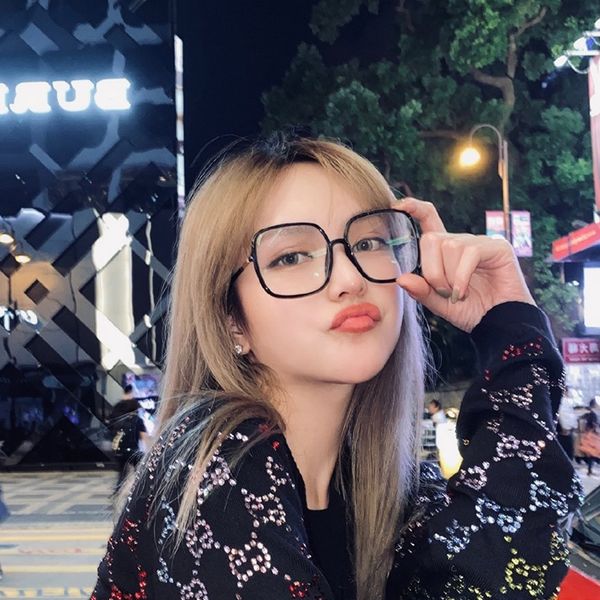 50% discount for factory direct salesd family eyeglasses frame cd same type plain myopia prevention blu ray thinness concealing artifact, White;black
50% discount for factory direct salesd family eyeglasses frame cd same type plain myopia prevention blu ray thinness concealing artifact, White;black