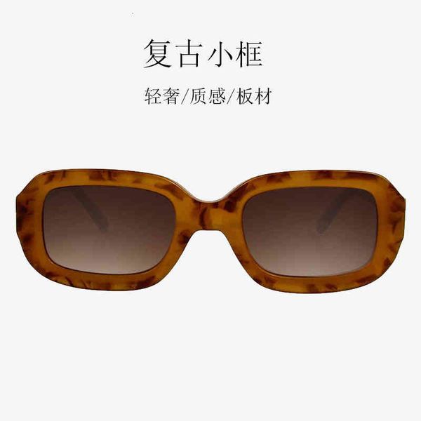 sunglasses quality plate box personality wide leg glasses milan fashion show women's vf81, White;black
sunglasses quality plate box personality wide leg glasses milan fashion show women's vf81, White;black