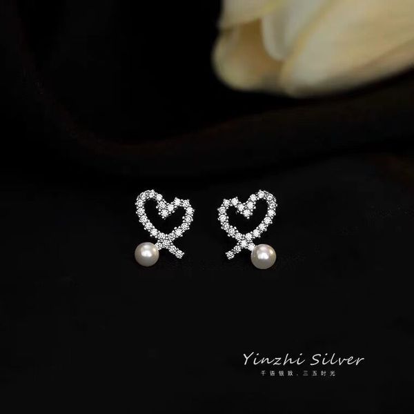 fashion 925 silver full zircons heart stud earrings with single pearl for ladies, Golden;silver
fashion 925 silver full zircons heart stud earrings with single pearl for ladies, Golden;silver