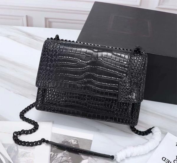 luxury crocodile leather hand female hand clamshell fashion designer luxury brand shoulder chain bag
luxury crocodile leather hand female hand clamshell fashion designer luxury brand shoulder chain bag