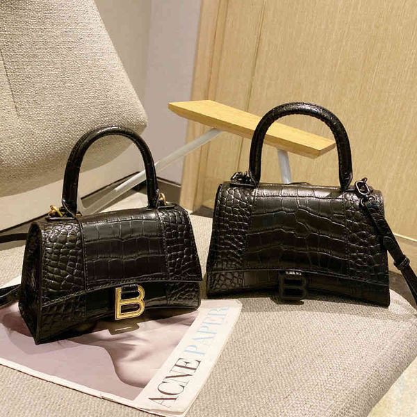 handbags designer balencaigass crossbody bag 2022 hourglass fashion niche b home crocodile pattern women's leather one shoulder diagona
handbags designer balencaigass crossbody bag 2022 hourglass fashion niche b home crocodile pattern women's leather one shoulder diagona