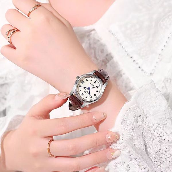 luxury womens watches calendar designer quartz belt middle-aged and elderly female mother birthday christmas mother's day gift watch te, Slivery;golden
luxury womens watches calendar designer quartz belt middle-aged and elderly female mother birthday christmas mother's day gift watch te, Slivery;golden