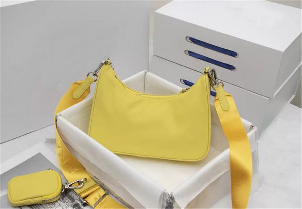 2022 designer brands hollow letters raffia straw tote fashion paper woven women shoulder bags summer beach handbag luxury bag h0699
2022 designer brands hollow letters raffia straw tote fashion paper woven women shoulder bags summer beach handbag luxury bag h0699