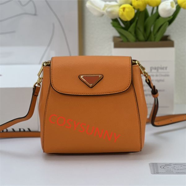 2022 new design fashionable women's handbag bag leather multifunctional flip bags cross bag wallet shoulder strap is removable
2022 new design fashionable women's handbag bag leather multifunctional flip bags cross bag wallet shoulder strap is removable