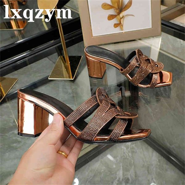 slippers size 35-44 summer shoes women sandals patent leather 6.5cm chunky heels narrow band hollow slides open-toes flip flops, Black
slippers size 35-44 summer shoes women sandals patent leather 6.5cm chunky heels narrow band hollow slides open-toes flip flops, Black
