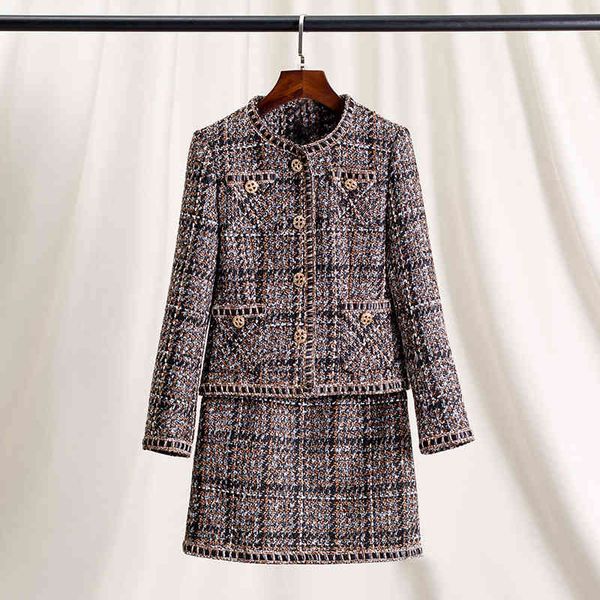casual dresses high class celebrities small fragrance tweed coat skirt set female winter year high-end wool suit skirt thick, Black;gray
casual dresses high class celebrities small fragrance tweed coat skirt set female winter year high-end wool suit skirt thick, Black;gray
