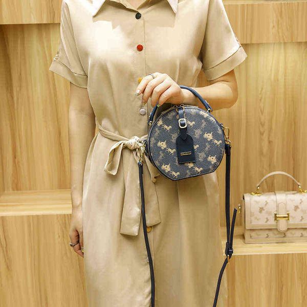 factory online export designer brand bags tote women's new fashion summer small round single shoulder msenger portable
factory online export designer brand bags tote women's new fashion summer small round single shoulder msenger portable