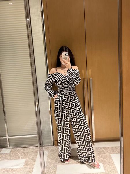 balm2022 spring summer women's trousers new printed hollow jumpsuit ladies classic designer autumn fashion logo leisure pants birthday, Black;white
balm2022 spring summer women's trousers new printed hollow jumpsuit ladies classic designer autumn fashion logo leisure pants birthday, Black;white