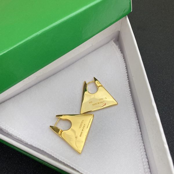 fashionable luxury design b high-end sense triangle metal earrings female exaggerated ear buckle gold earrings jewelry birthday gifts, Silver
fashionable luxury design b high-end sense triangle metal earrings female exaggerated ear buckle gold earrings jewelry birthday gifts, Silver