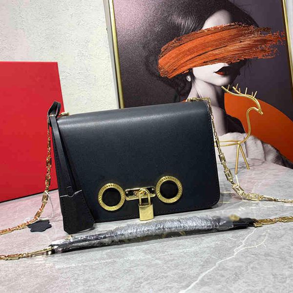 shoulder bags classic totes 7 colors designer bags hardware lock crossbody bag women designer handbags leather fashion backpack bag purses
shoulder bags classic totes 7 colors designer bags hardware lock crossbody bag women designer handbags leather fashion backpack bag purses
