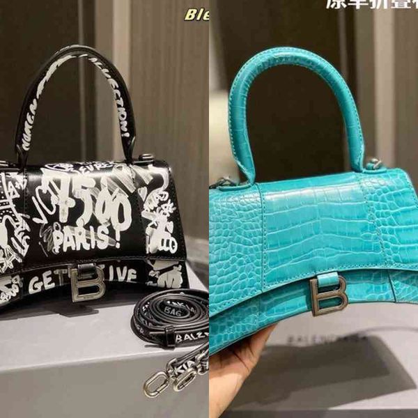 handbags designer luxury star same bag female 2022 fashion versatile graffiti color b home hourglass character leather messenger 5rbw
handbags designer luxury star same bag female 2022 fashion versatile graffiti color b home hourglass character leather messenger 5rbw