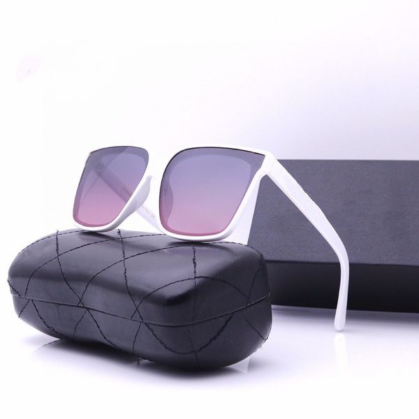 2022 brand design luxury sunglasses women men designer good quality fashion metal oversized sun glasses vintage female male uv400 with case, White;black
2022 brand design luxury sunglasses women men designer good quality fashion metal oversized sun glasses vintage female male uv400 with case, White;black