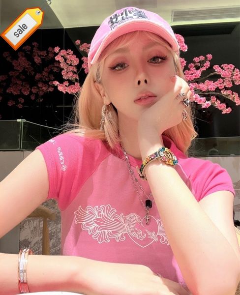 designer latest fashion trendy brand men's t-shirts women's factory online export 2022 2022 summer red beautiful pink crowe color, White;black
designer latest fashion trendy brand men's t-shirts women's factory online export 2022 2022 summer red beautiful pink crowe color, White;black