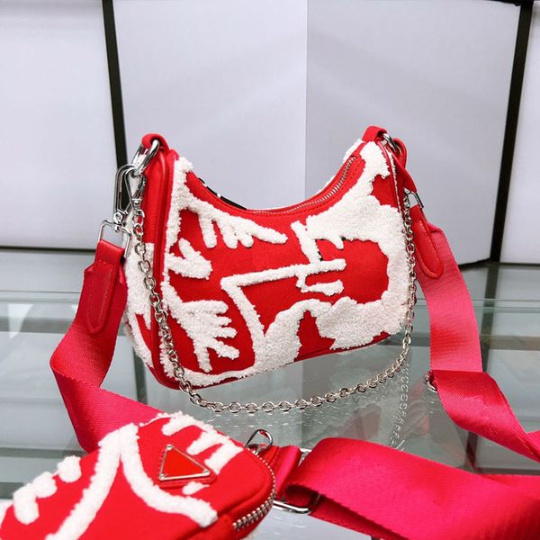 luxury designers tote bags reedition 2005 embroidered shoulder bag purse canvas handbag women with letters crossbody hobo handbags
luxury designers tote bags reedition 2005 embroidered shoulder bag purse canvas handbag women with letters crossbody hobo handbags