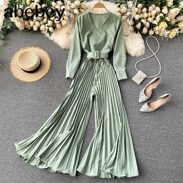 women solid pleated jumpsuits korean v neck long sleeve sashes rompers autumn elegant streetwear wide leg long rompers 210715, Black;white
women solid pleated jumpsuits korean v neck long sleeve sashes rompers autumn elegant streetwear wide leg long rompers 210715, Black;white