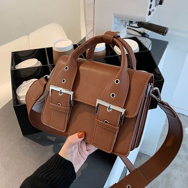 vintage rivet belt design tote bags for women wide strap square women shouolder bag luxury pu leather womens handbag purse
vintage rivet belt design tote bags for women wide strap square women shouolder bag luxury pu leather womens handbag purse