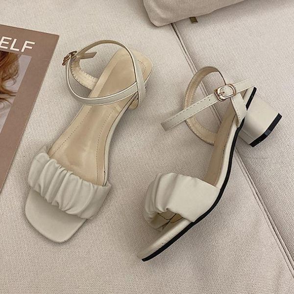 2022 designer slippers women sandals luxury slides oran sandal classic flip flop casual shoes sneakers trainer brand0 758, Black
2022 designer slippers women sandals luxury slides oran sandal classic flip flop casual shoes sneakers trainer brand0 758, Black