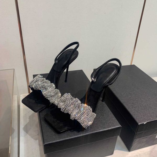 2022 luxury designer european classic sandals fashion slippers high heels rhinestone decoration style crystal decoration, Black
2022 luxury designer european classic sandals fashion slippers high heels rhinestone decoration style crystal decoration, Black