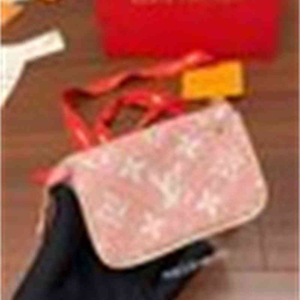 m81176 micro pochette accessoires clutch clutches evening pouches mini belt bags long wallet chain wallets purse
m81176 micro pochette accessoires clutch clutches evening pouches mini belt bags long wallet chain wallets purse