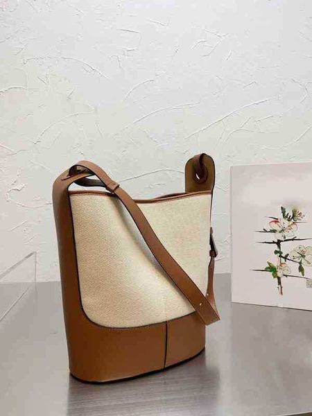 bags tote bucket messenger wallet women large capacityhandbag shoulder genuine leather designer crossbody female purses 1225
bags tote bucket messenger wallet women large capacityhandbag shoulder genuine leather designer crossbody female purses 1225