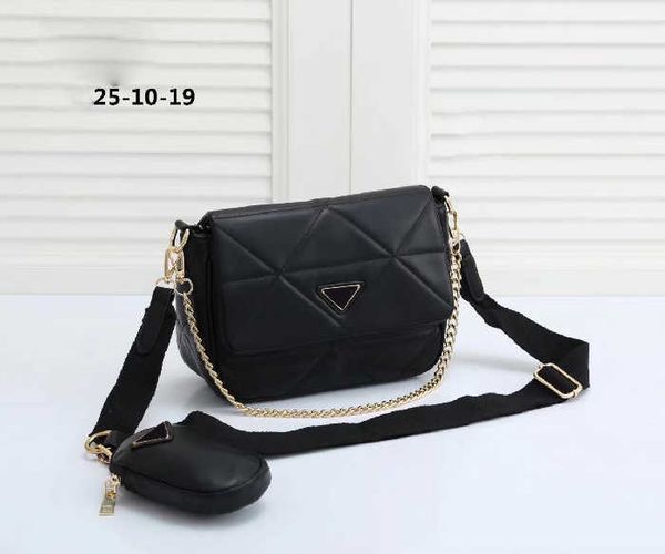 retro fashion trend handbag bags p bag chain women clutches casual ladies leather designer luxury handbags
retro fashion trend handbag bags p bag chain women clutches casual ladies leather designer luxury handbags