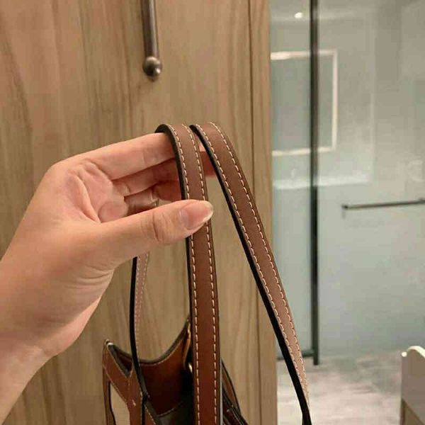 designer luxury women bag torys handbag tb fashion inclined shoulder bags versatile purses tories burchs totes large capacity saddle wallet
designer luxury women bag torys handbag tb fashion inclined shoulder bags versatile purses tories burchs totes large capacity saddle wallet