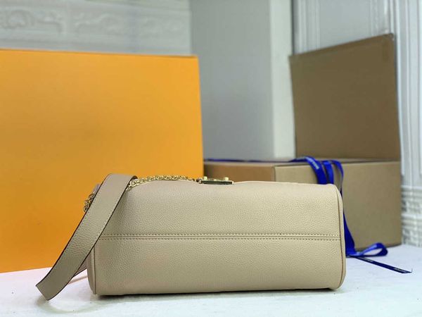 original fashion designer luxury handbags purses croisette bag women brand classic style genuine leather shoulder bags
original fashion designer luxury handbags purses croisette bag women brand classic style genuine leather shoulder bags