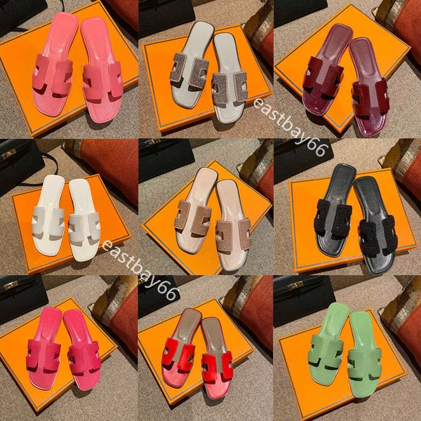 2022 oran slides hollow slippers classics women slipper leather flat lady summer ladies beach calfskin shiny diamond upper slipper outdoor c, Black
2022 oran slides hollow slippers classics women slipper leather flat lady summer ladies beach calfskin shiny diamond upper slipper outdoor c, Black